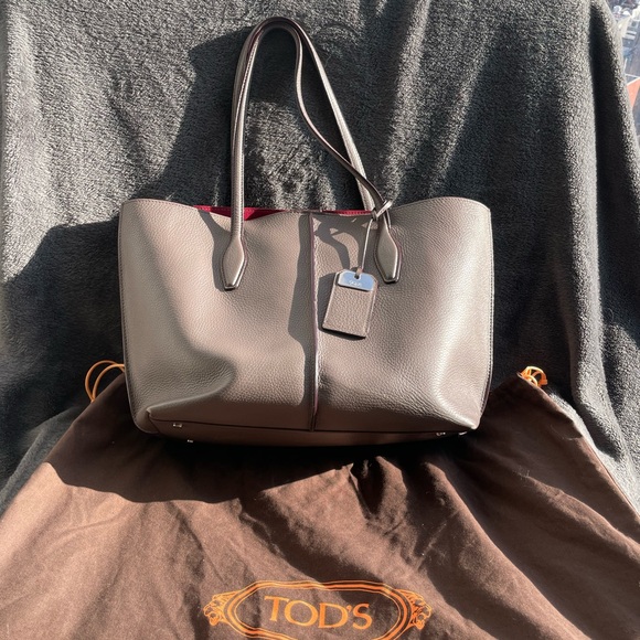 Tod’s Gray Genuine Leather Tote Bag - Picture 9 of 14